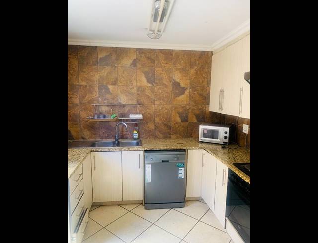 4 BEDROOM HOUSE FOR SALE IN SAVANNAH COUNTRY ESTATE